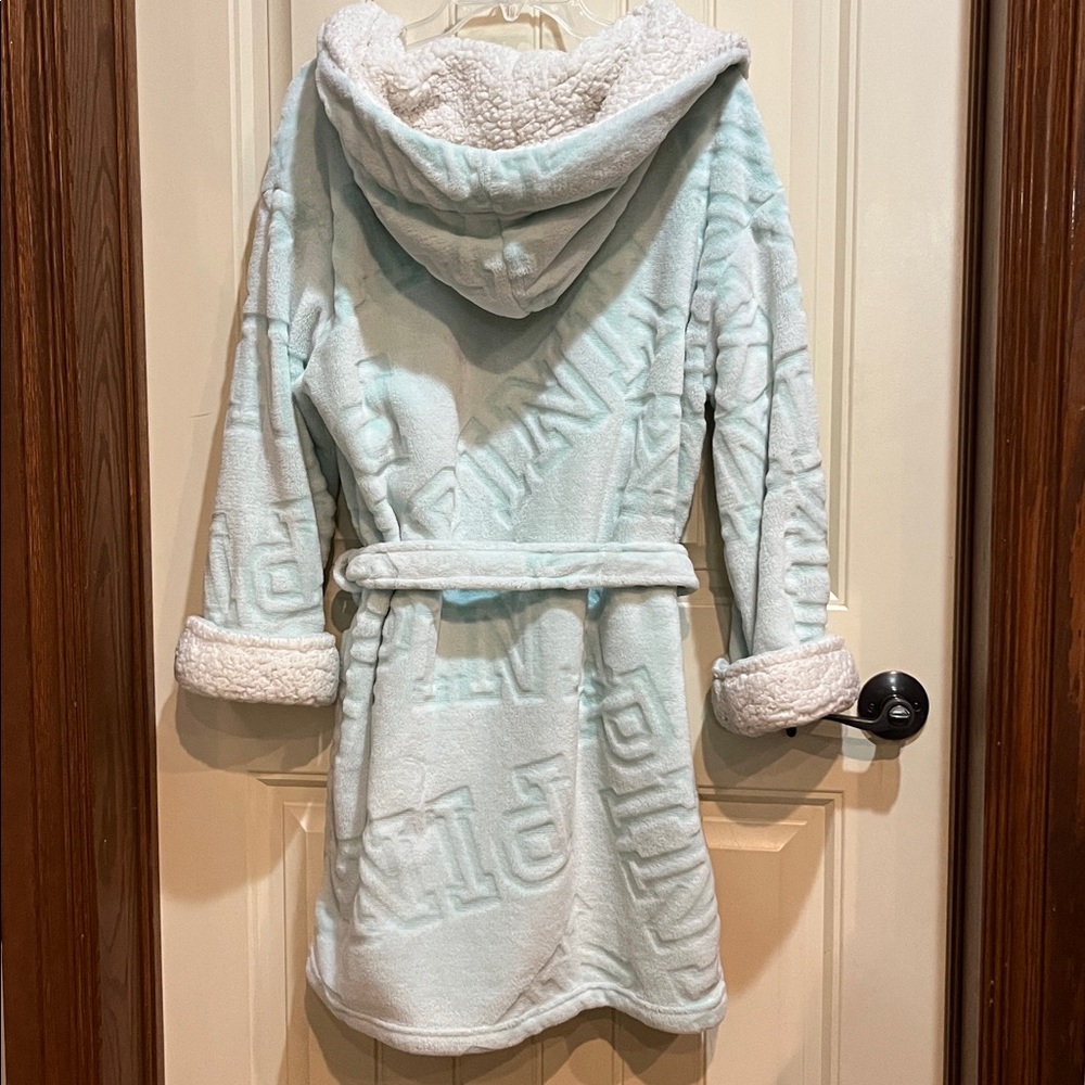 PINK Victoria’s Secret Hooded Bathrobe size M/L women’s
